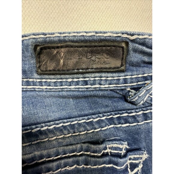 Vigoss Womens Capri Jeans Size 9 Mid-Rise Blue Denim Stretch Embroidered Pockets - Picture 11 of 12